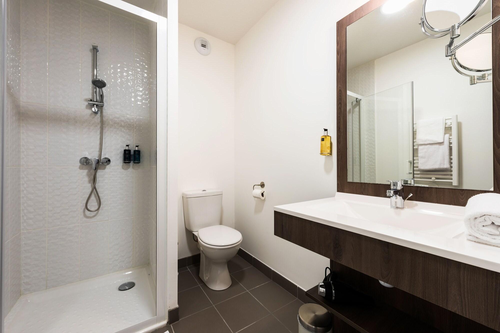 Teneo Apparthotel Talence - Espeleta Exterior photo
