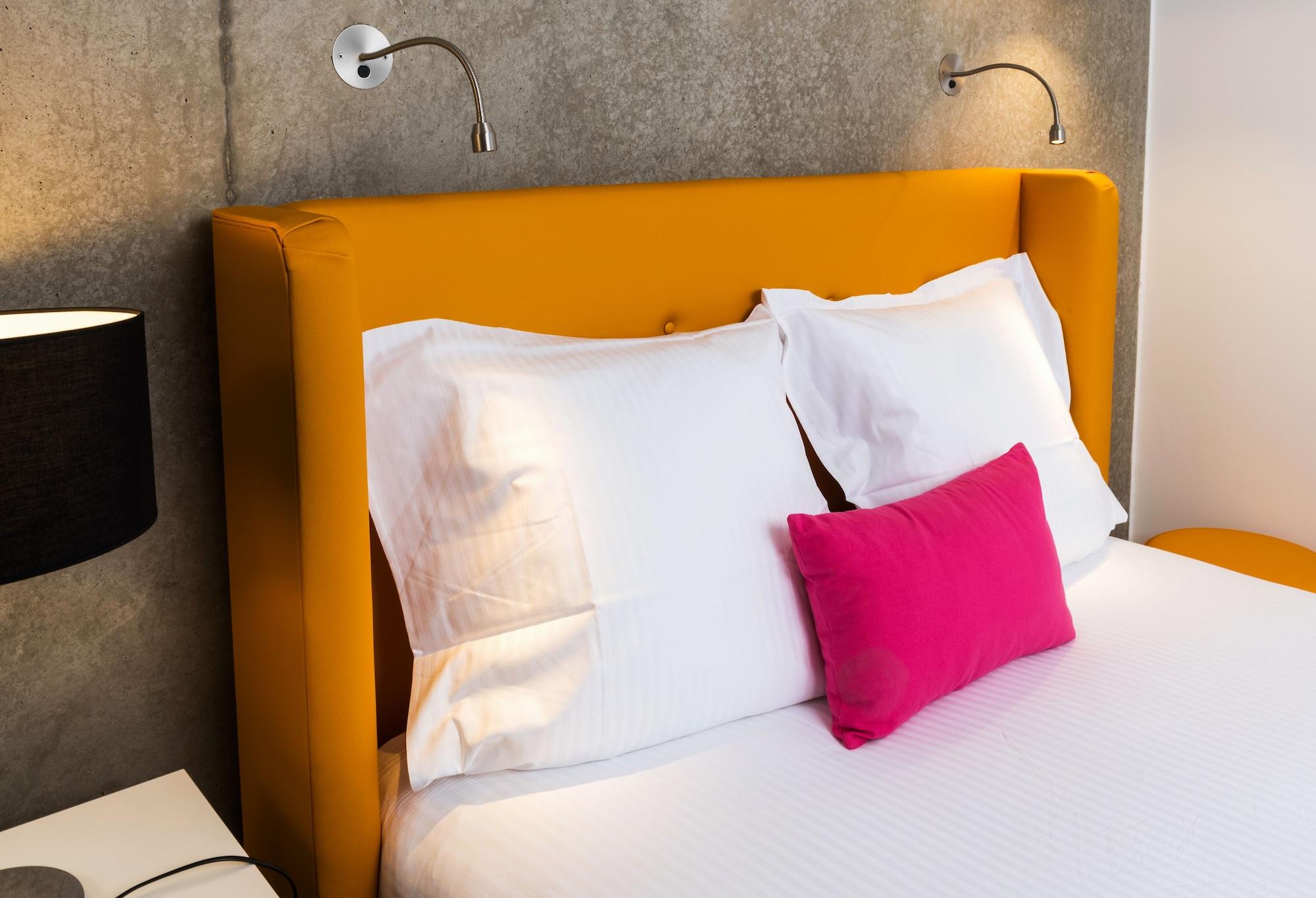 Teneo Apparthotel Talence - Espeleta Exterior photo