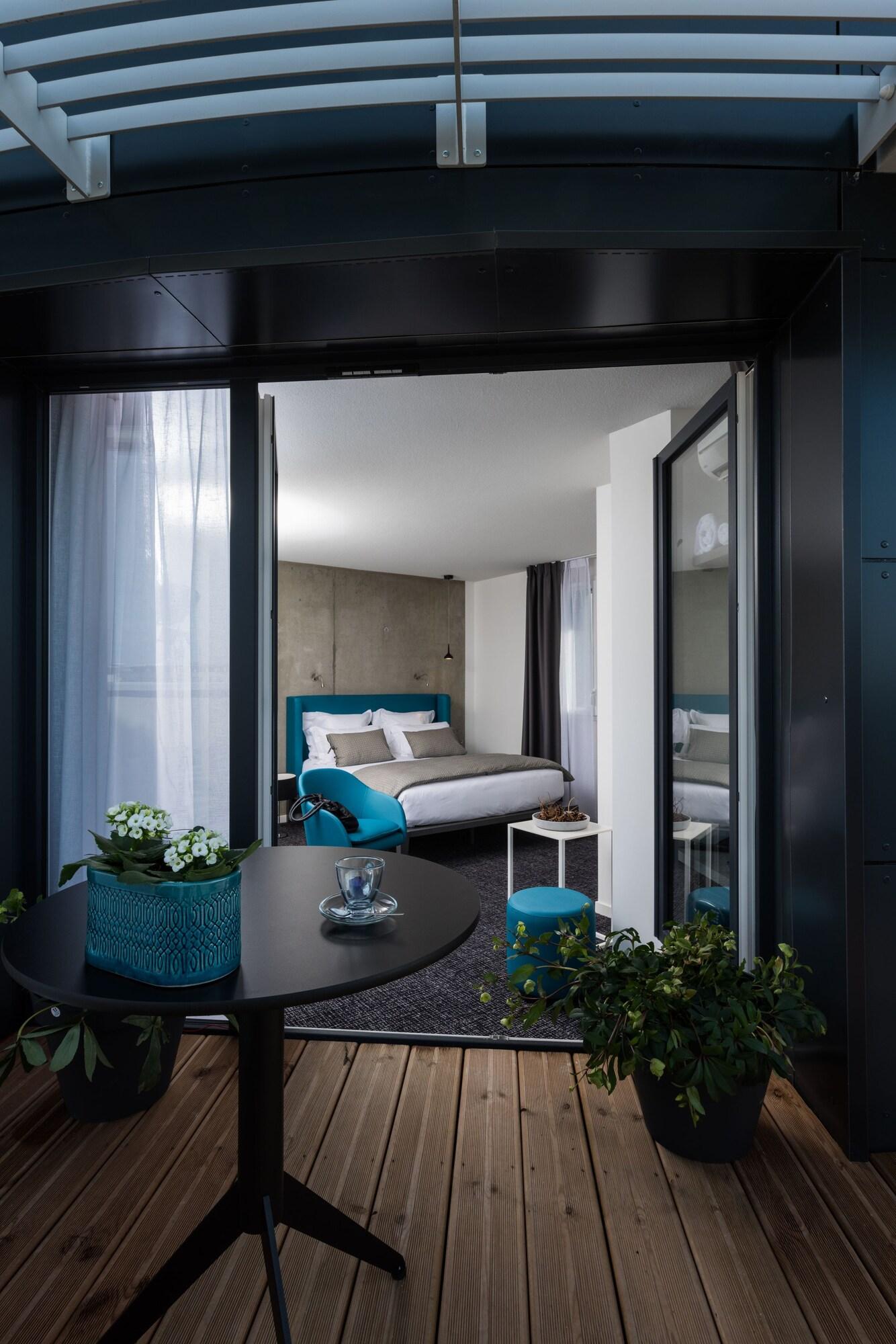 Teneo Apparthotel Talence - Espeleta Exterior photo