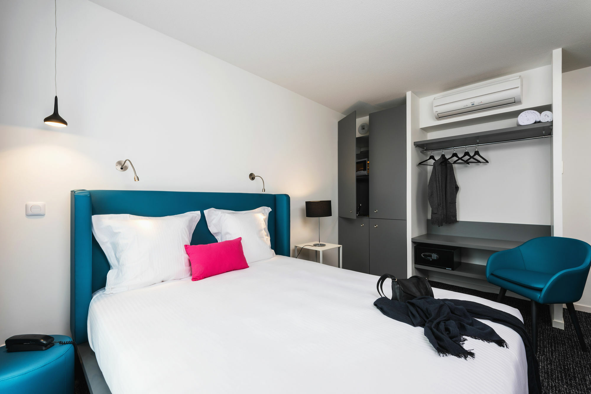 Teneo Apparthotel Talence - Espeleta Exterior photo